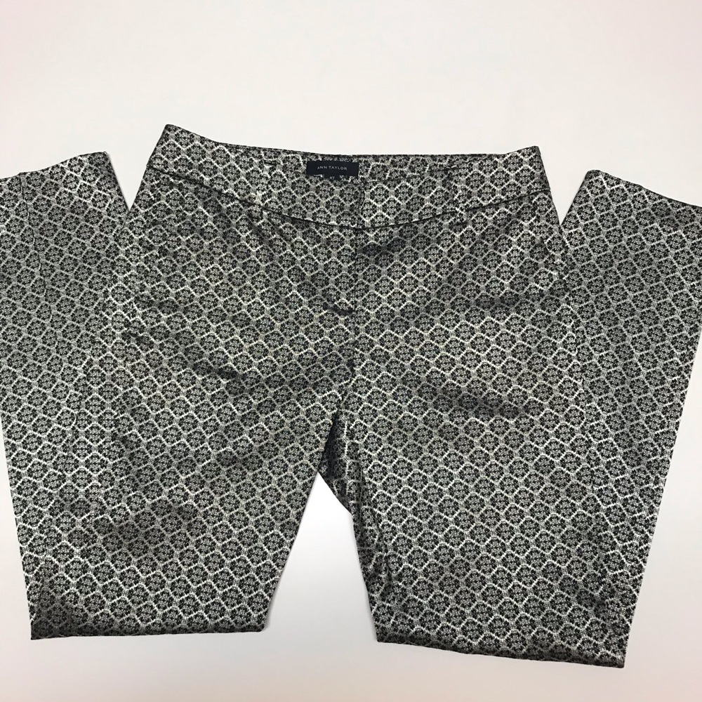 Ann Taylor 4T Tall Gold & Black Ankle Length Pants